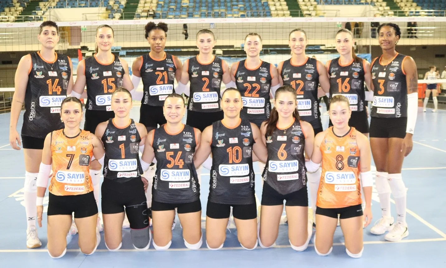 SULTANLAR 10 NUMARA!