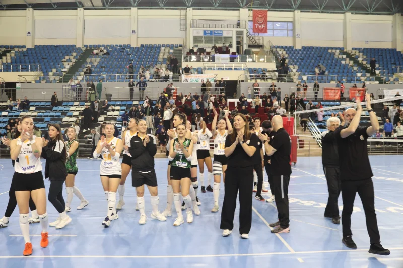 Sultanlar Tarih Yazdı, Şehir Harekete Geçmeli: Play-Off Yolunda Coşku Dorukta!